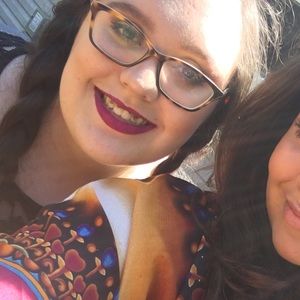 Meet your Posher, Emily